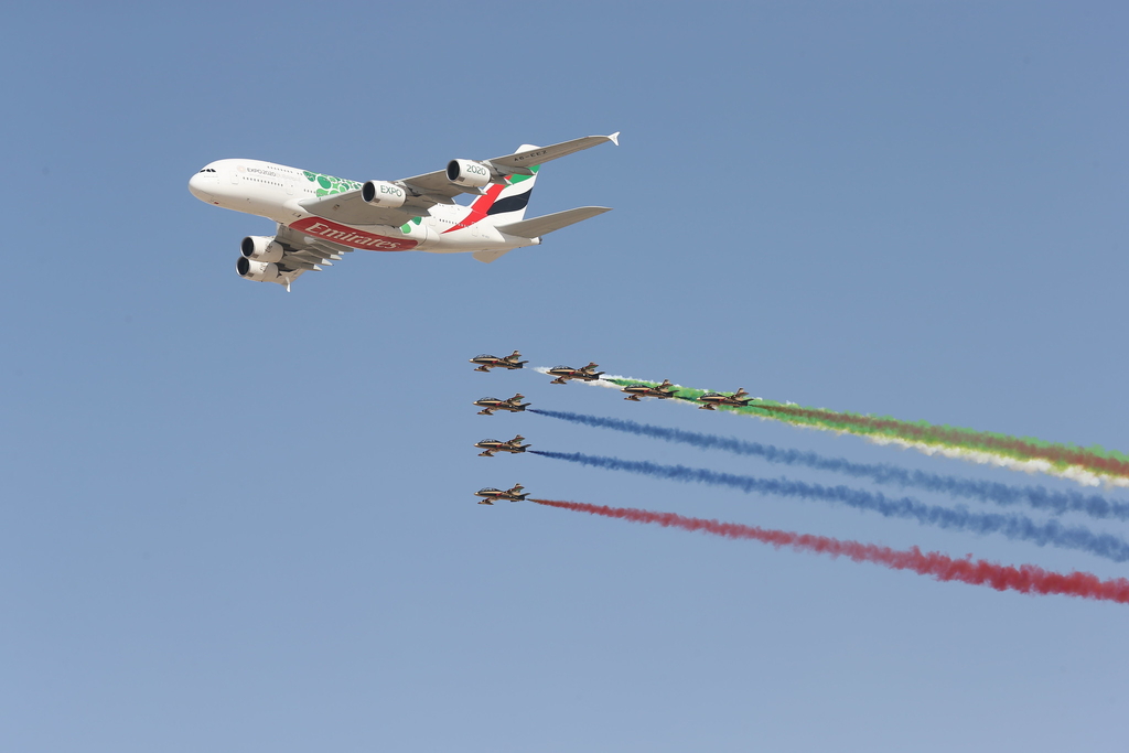 Dubai Airshow 2021 Welcomes Public To The Most Incredible Aerobatics