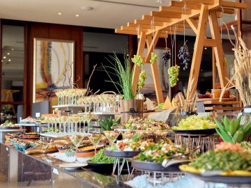 Cuisines Restaurant at Crowne Plaza Dubai Jumeirah